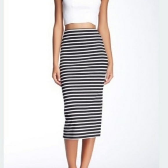 Sanctuary Dresses & Skirts - NEW Sanctuary striped pencil skirt